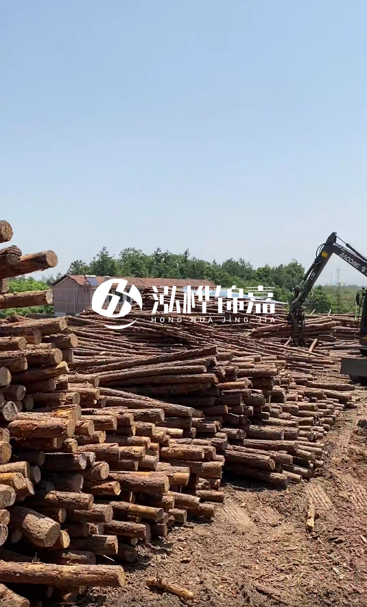 商丘挖機(jī)打木樁專業(yè)施工-松木樁打樁木價格哪家供應(yīng)商更實惠？